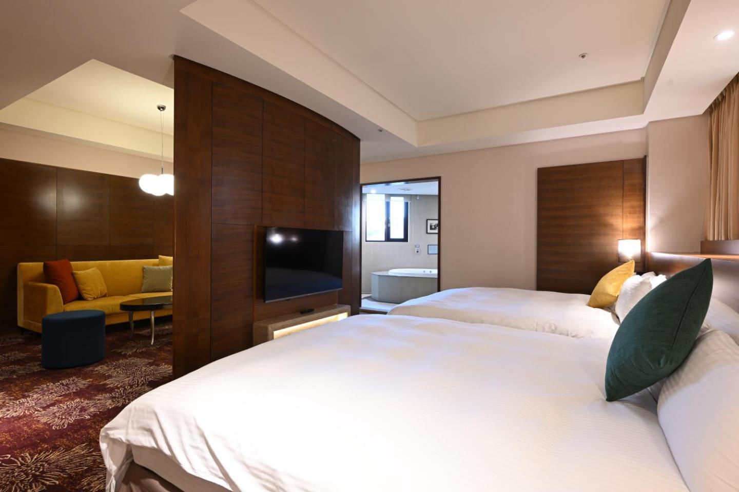 Via Hotel Breeze Taipei Exterior photo
